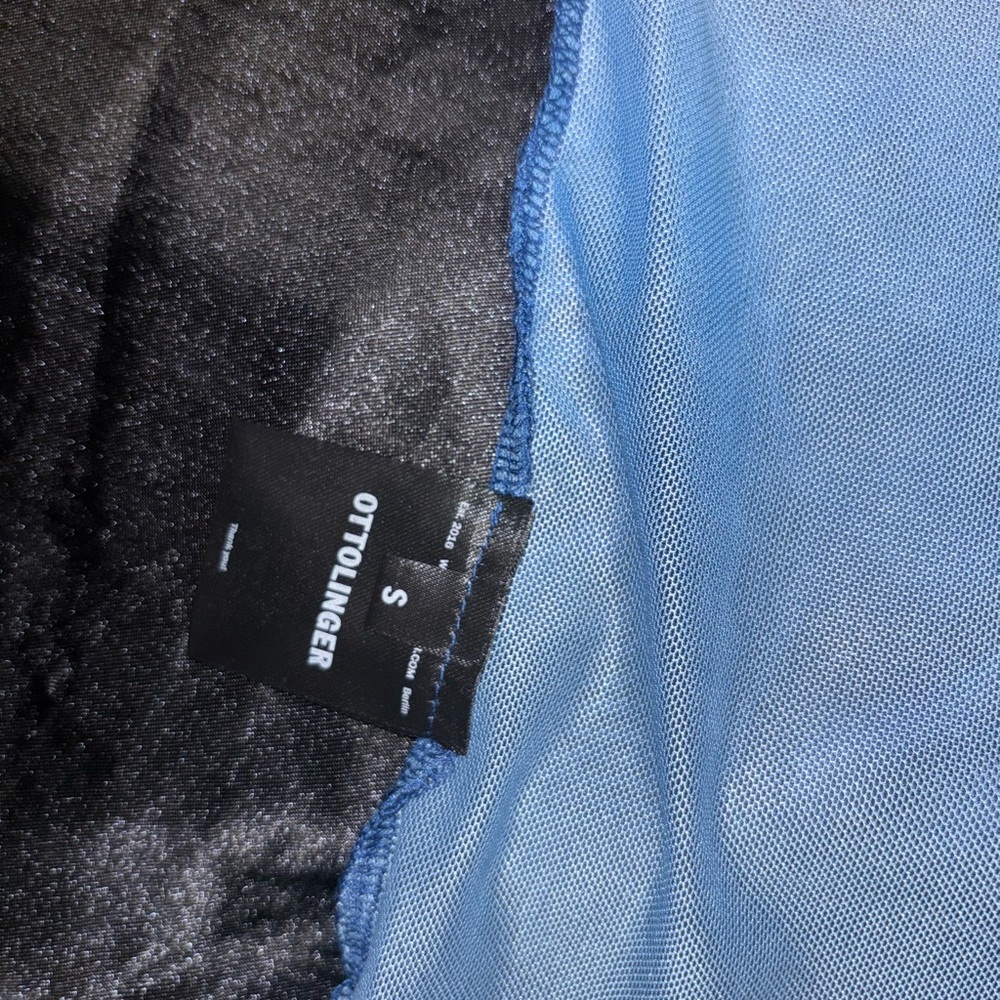 Gradient Mesh Top - Picture 2 of 4